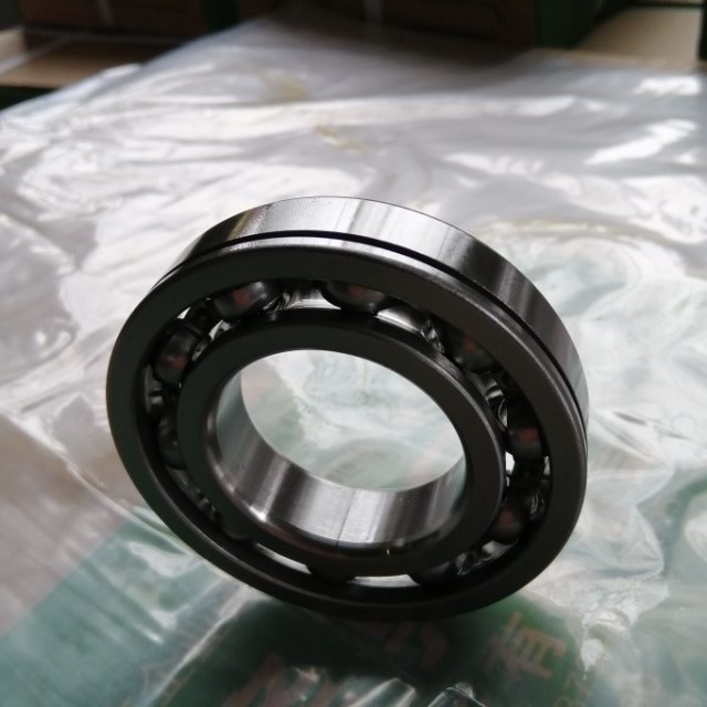 深沟球轴承   带止动槽